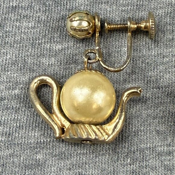 Vintage Gold-Toned Screw-Back Earrings With Teapot Design & Faux Pearl Accent - Picture 5 of 16